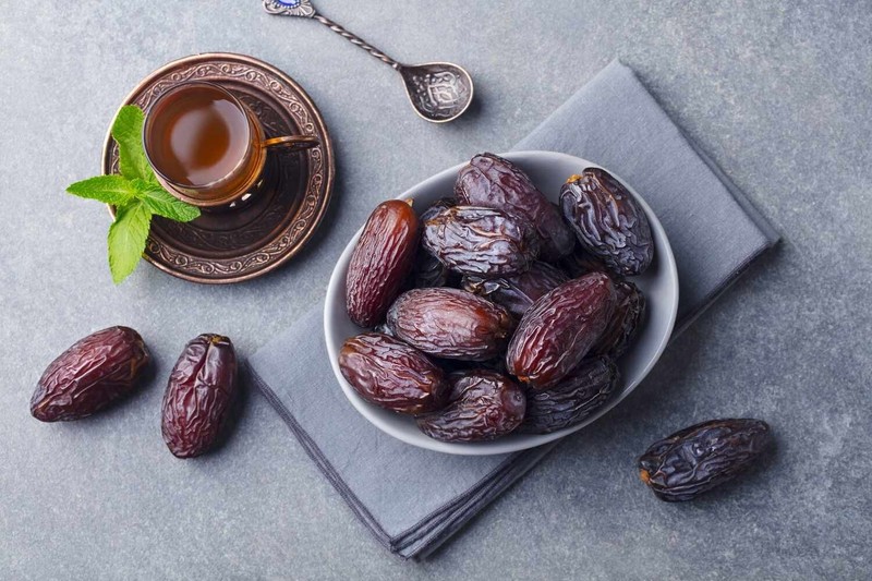 US Snacks Premium Quality Medjool Dates With Pits, California Desert Grown Dates gallery