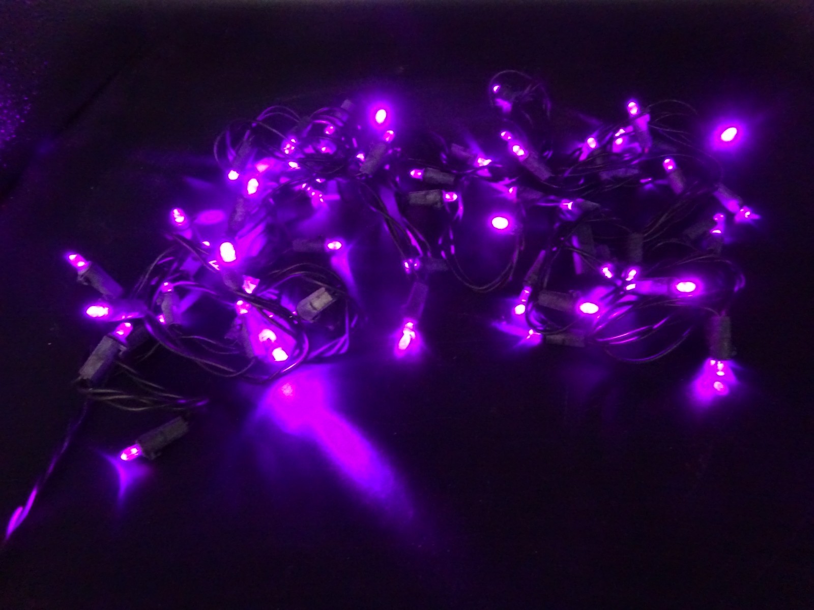 Easter / Halloween Purple Violet 60 LED Miniature String Lights 25ft, Vintage gallery