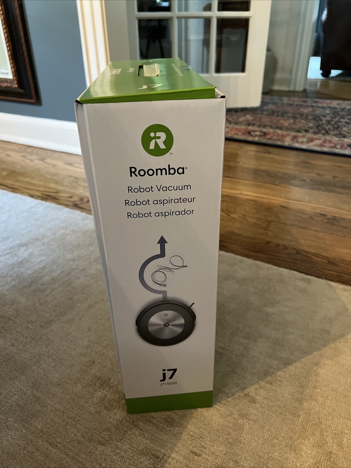 iRobot Roomba j7 Robot Vacuum - Black (J715020) gallery