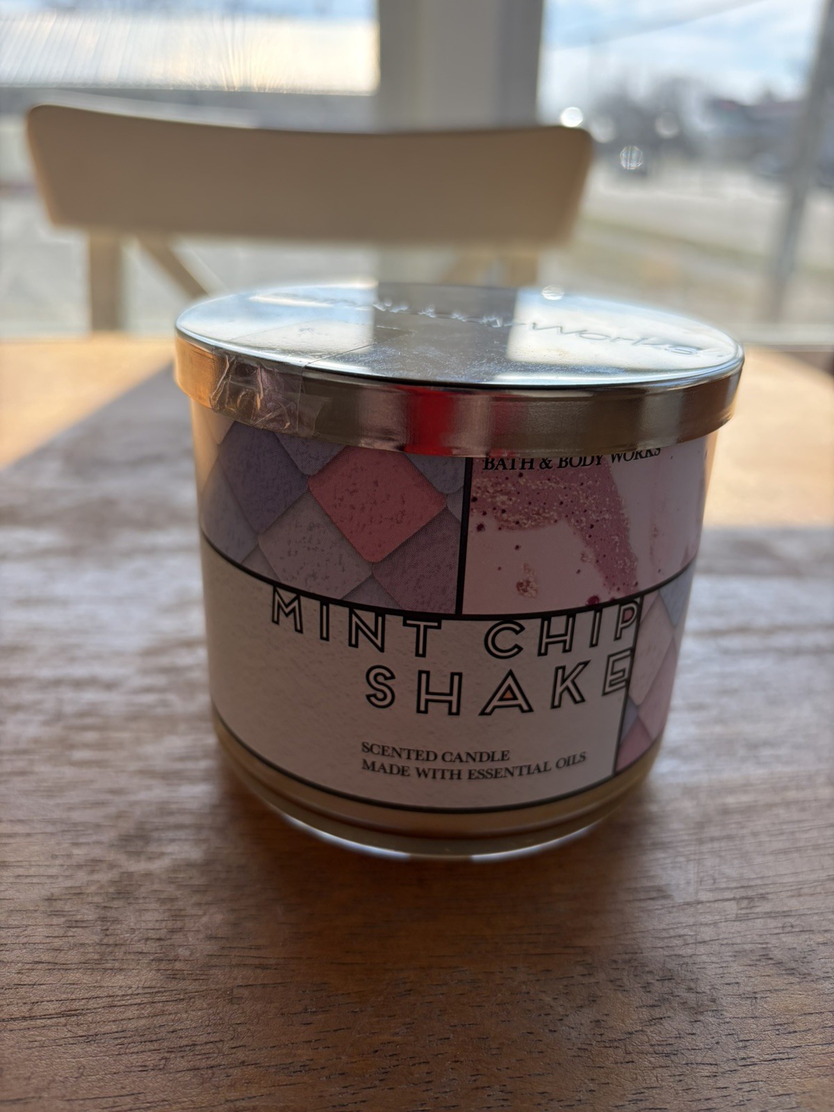 Bath & Body Works MINT CHIP SHAKE 3-Wick Large Scented Candle 14.5 oz gallery