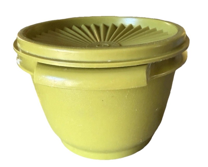 Tupperware Vintage Solid Yellow/Green Round Snap Lid Stackable Container Set gallery