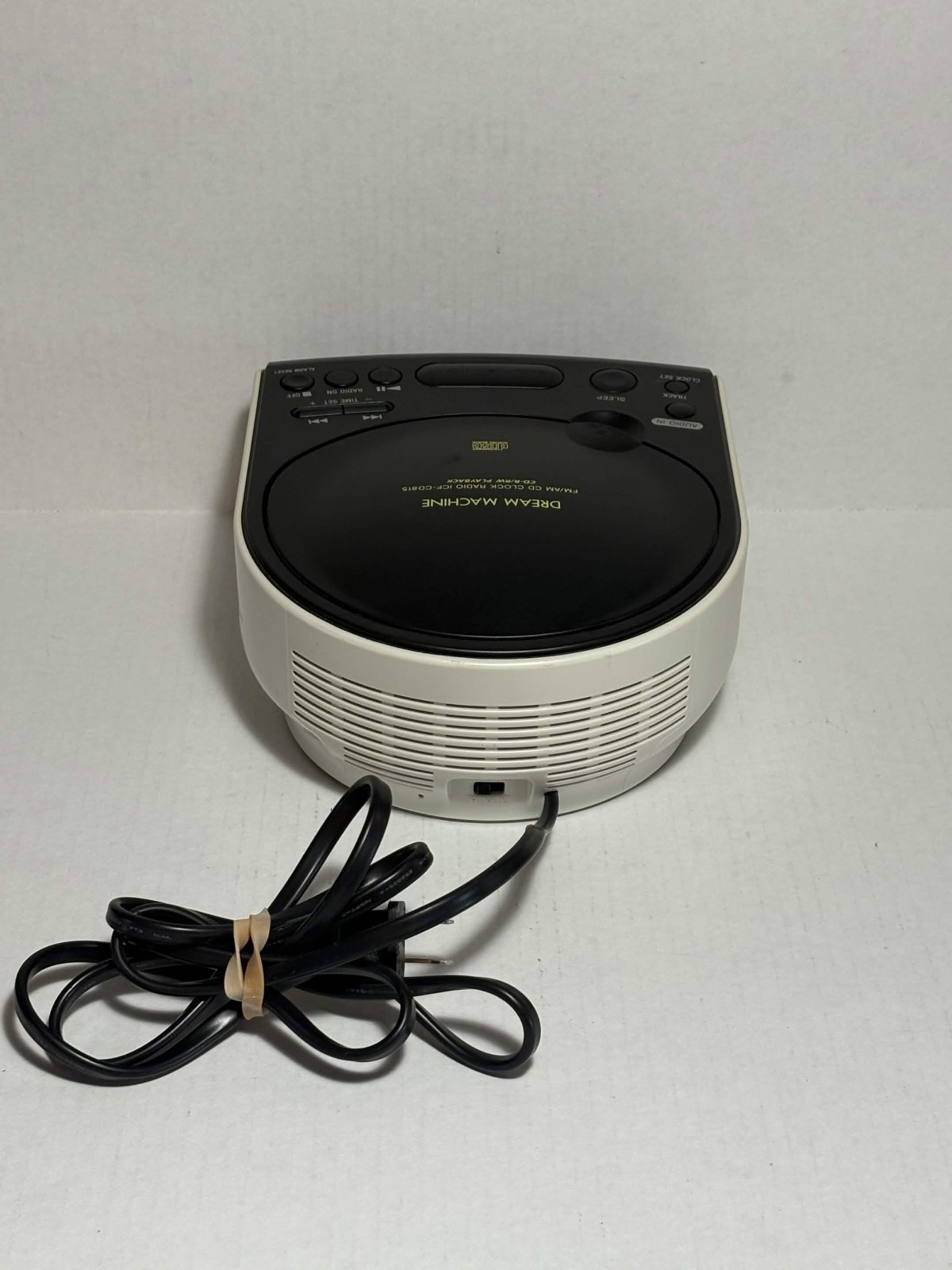 Sony Dream Machine FM/AM CD Player Dual Alarm Clock Radio ICF-CD815 TESTED gallery