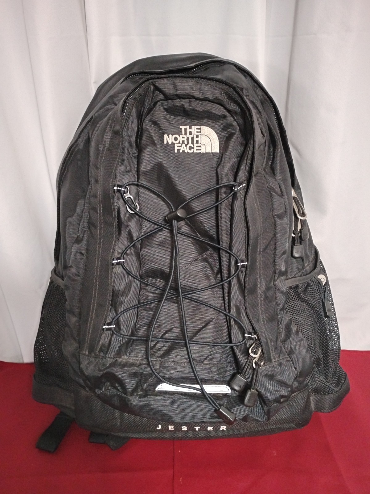 The North Face Jester Backpack with Adjustable Straps Black Pre-Owned Clean Cond