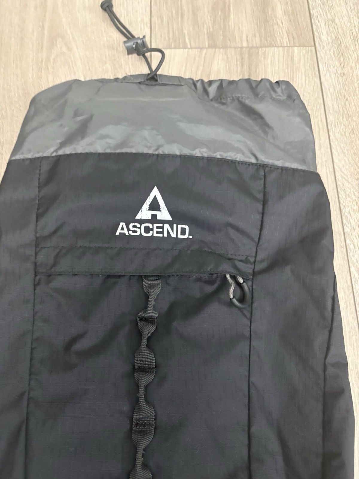 Ascend Dash 720 Hiking Backpack Black Gray Lightweight Day Pack Drawstring 4