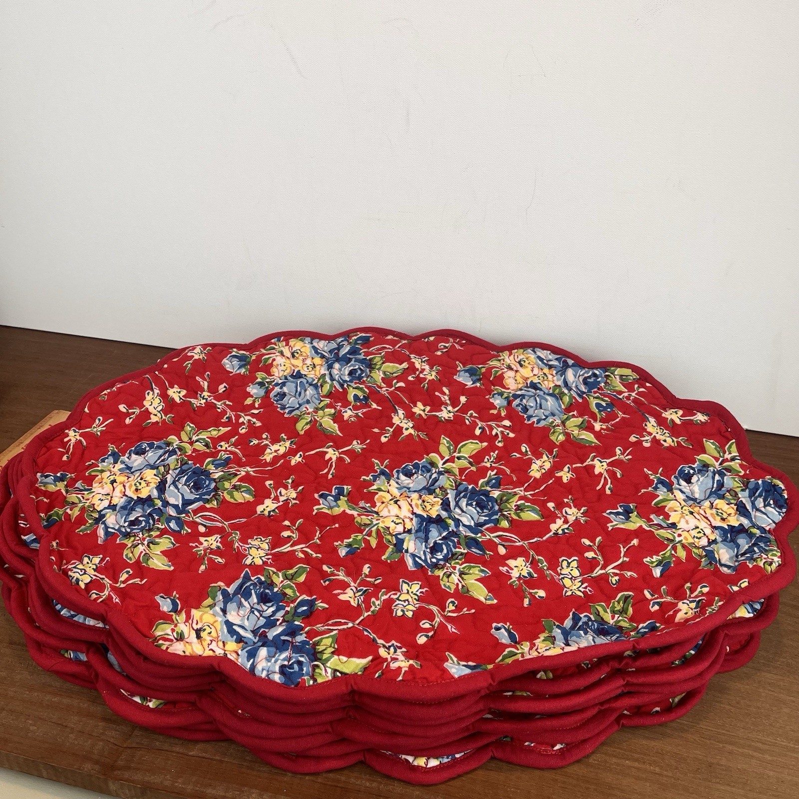 4 April Cornell Red Viola Rose Oval Placemats 15" x 21" gallery