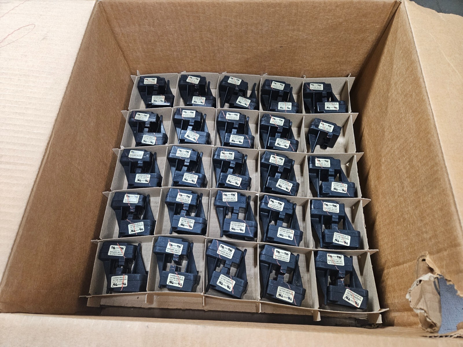 G.E. 3ARR55M4F1E COMPRESSOR START RELAY NOMINAL HP 1/5- 1/4 gallery