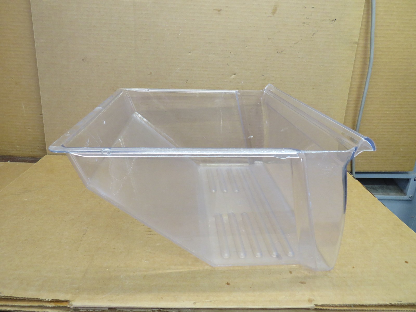 Whirlpool Refrigerator Crisper Drawer Part # 2196480 WP2188664 gallery