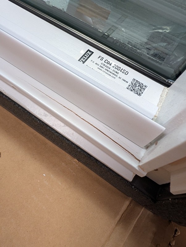 Velux Skylight Fixed Deck Mount Solar Powered Shade21 in x 37-7/8 in FSC042004S gallery
