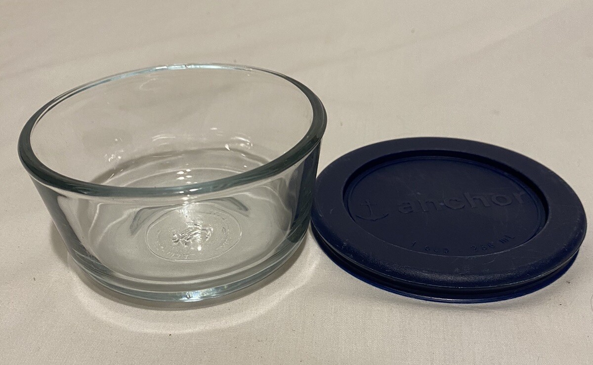 Anchor Clear Glass Container 1 cup 236mL Blue Plastic Lid Made USA gallery