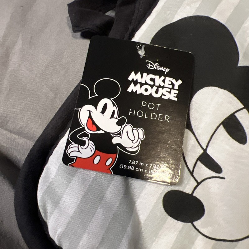 NWT~ Disney Mickey Mouse ~ Two Pot Holders ~7.87” x 7.87” gallery