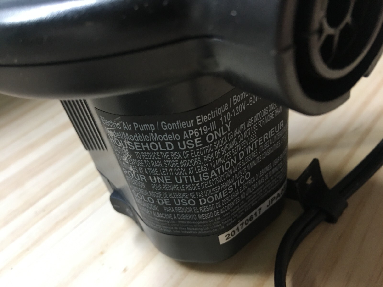 Intex Quick Fill 100 Electric Air Pump Model AP619-III Works Great NO ATTACHMENT gallery
