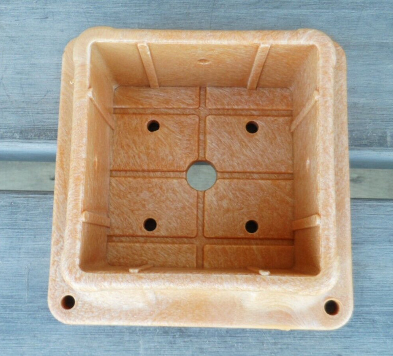 PEAK 4082 Plastic Post Anchor 4" x 4" - Redwood gallery