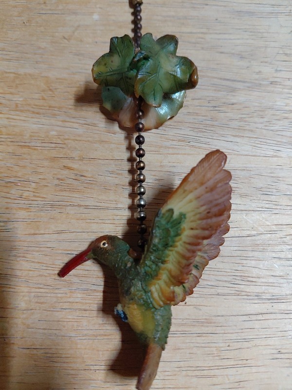 Hummingbird & Flowers Fan Light Pull Chain gallery
