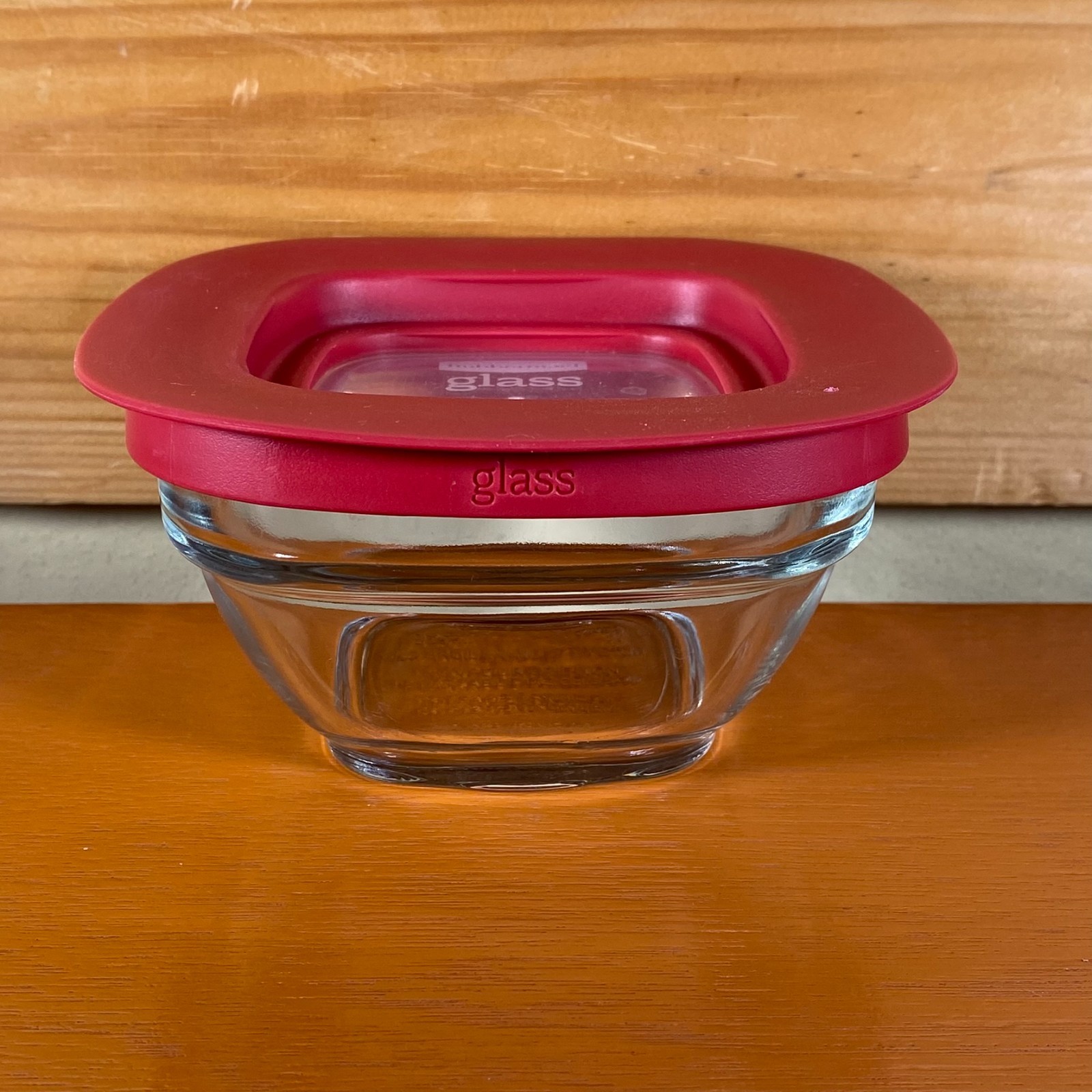 Rubbermaid Square Glass Container 1 cup/236mL 7N68 WITH 2x RED LIDS VTG RARE gallery