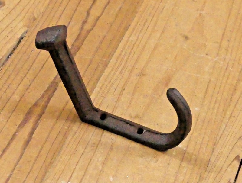 4 Rustic Coat Hooks Cast Iron Wall Mount Hat Hook Towel Railroad Spikes Bath gallery