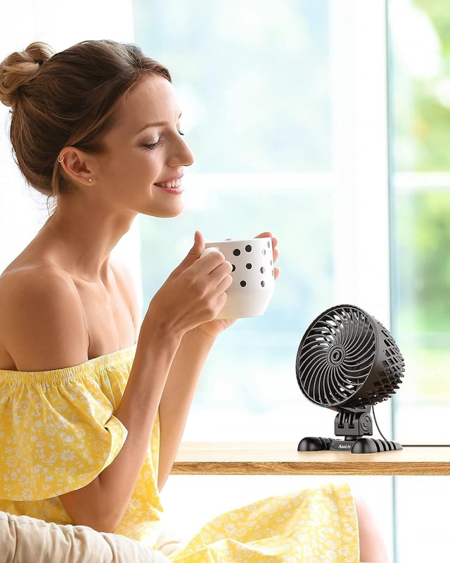 USB Desktop Small Fan, Stepless Speed Adjustment with Multiple Speed Levels gallery