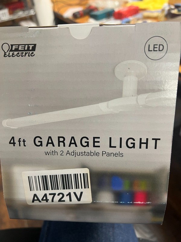 Feit Electric LED Light Panel, 4 Ft. Foldable, 40 Watts, 4000 Lumens, E26 Medium gallery