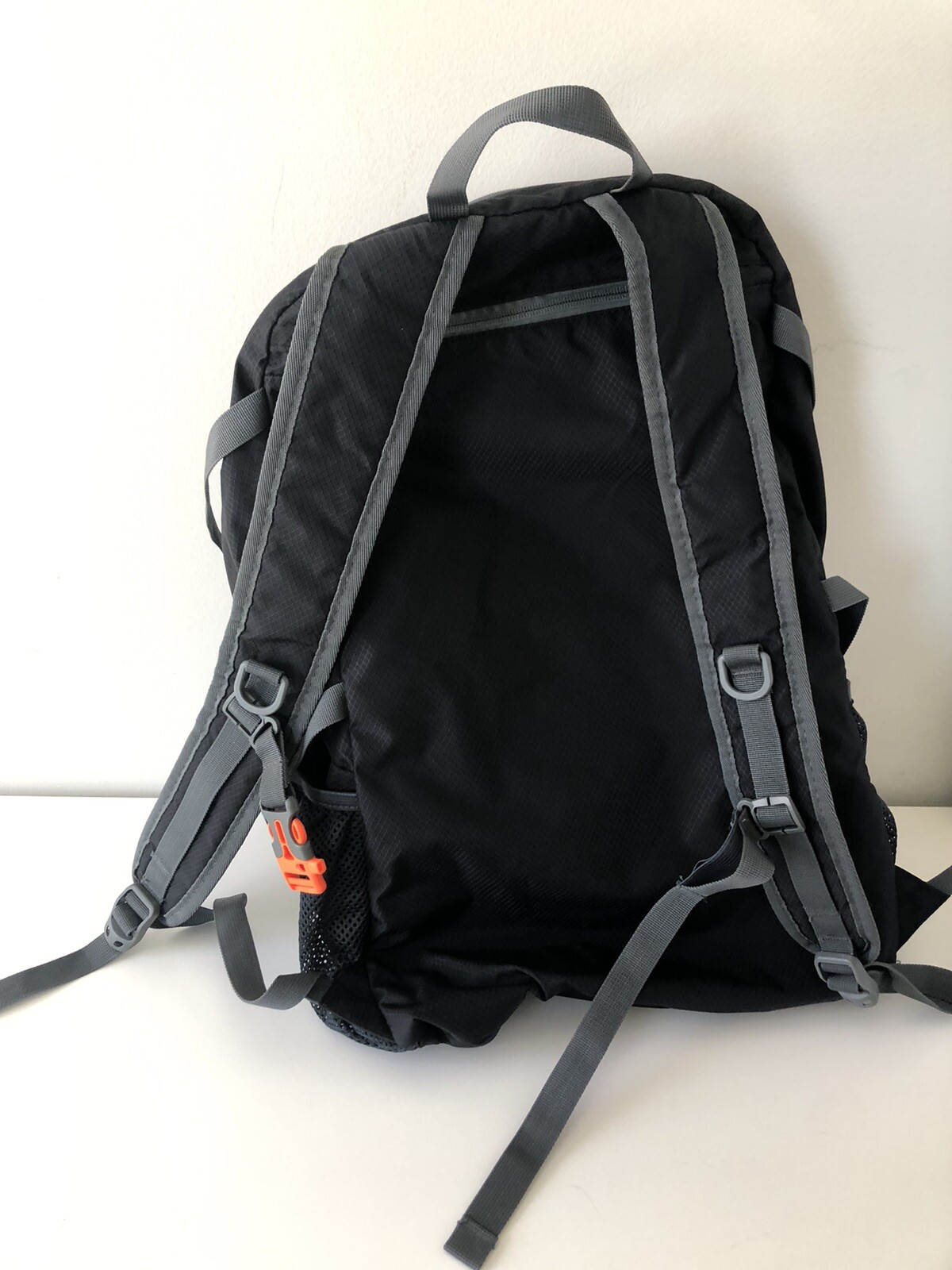 BackPack Venture Pal Field Operation 40L Daypack Backpack Black Packable 4