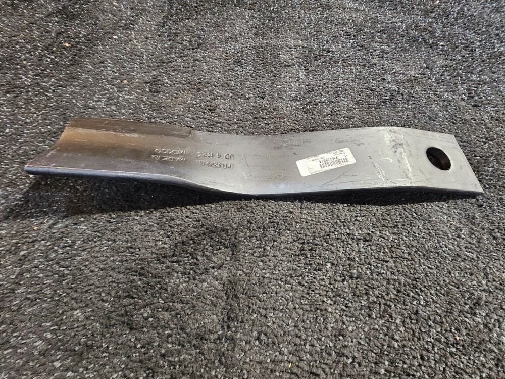 John Deere Suction Offset Clockwise Blade FH329914 For CX15 CX20 E15 FC10R FC15E