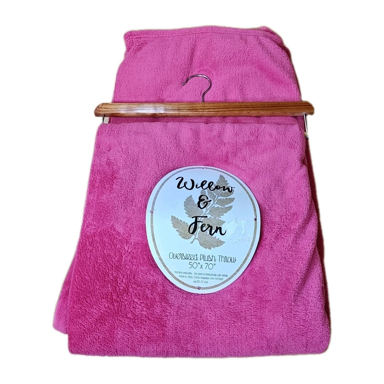Willow & Fern Oversized Plush Throw Blanket Bright Hot Pink 50/70" Nwt gallery