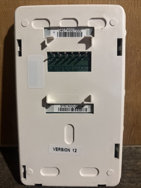 Carrier Infinity SYSTXCCUIZ01-A Digital Programmable Thermostat gallery