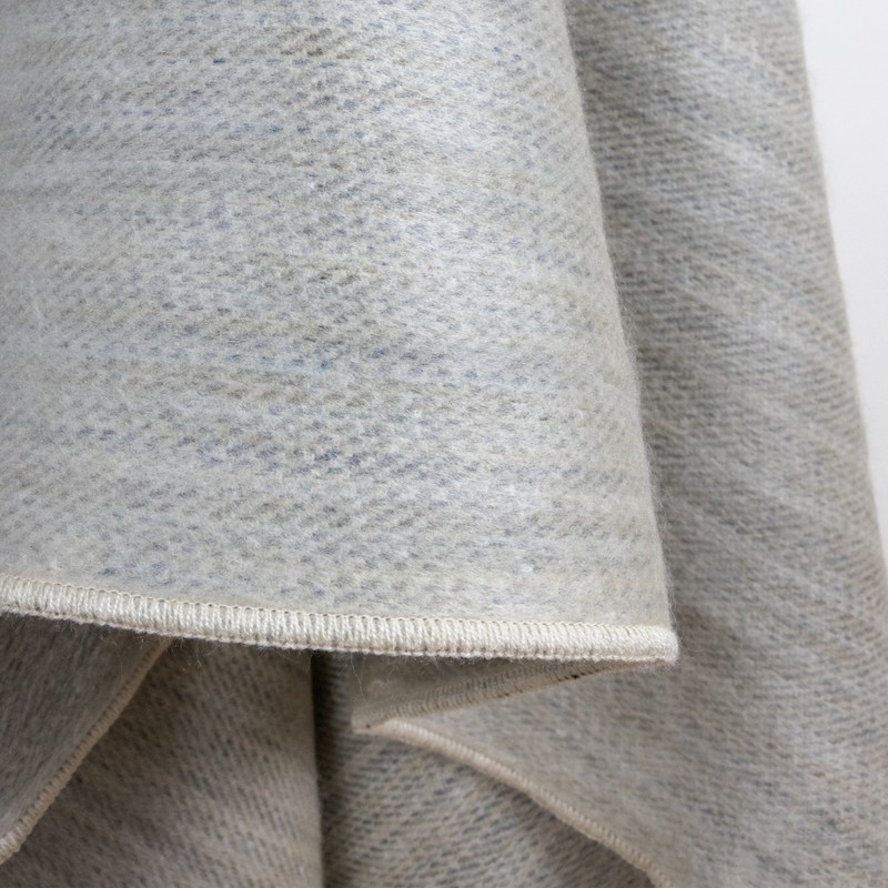 DOUBLE DENSITY ALPACA WOOL BLANKET THROW | QUEEN SIZE | SOFT&WARM – SILVER GRAY gallery