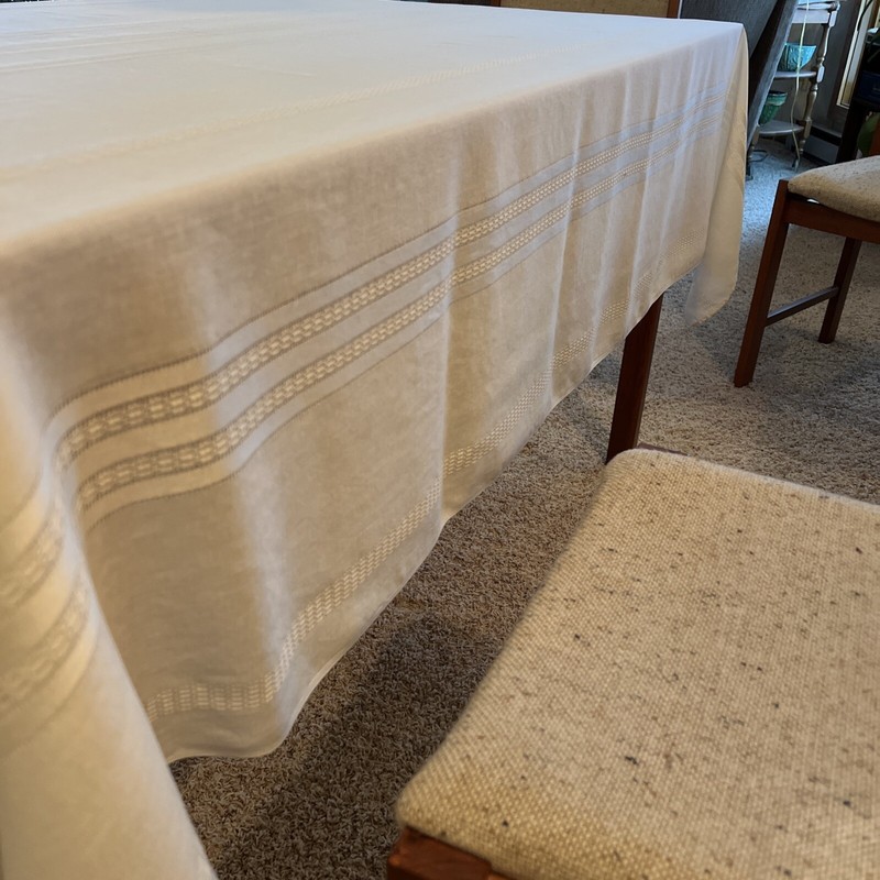 Rectangular Tablecloth Polyester Ivory 77 x 60 Inches Delicate Details gallery