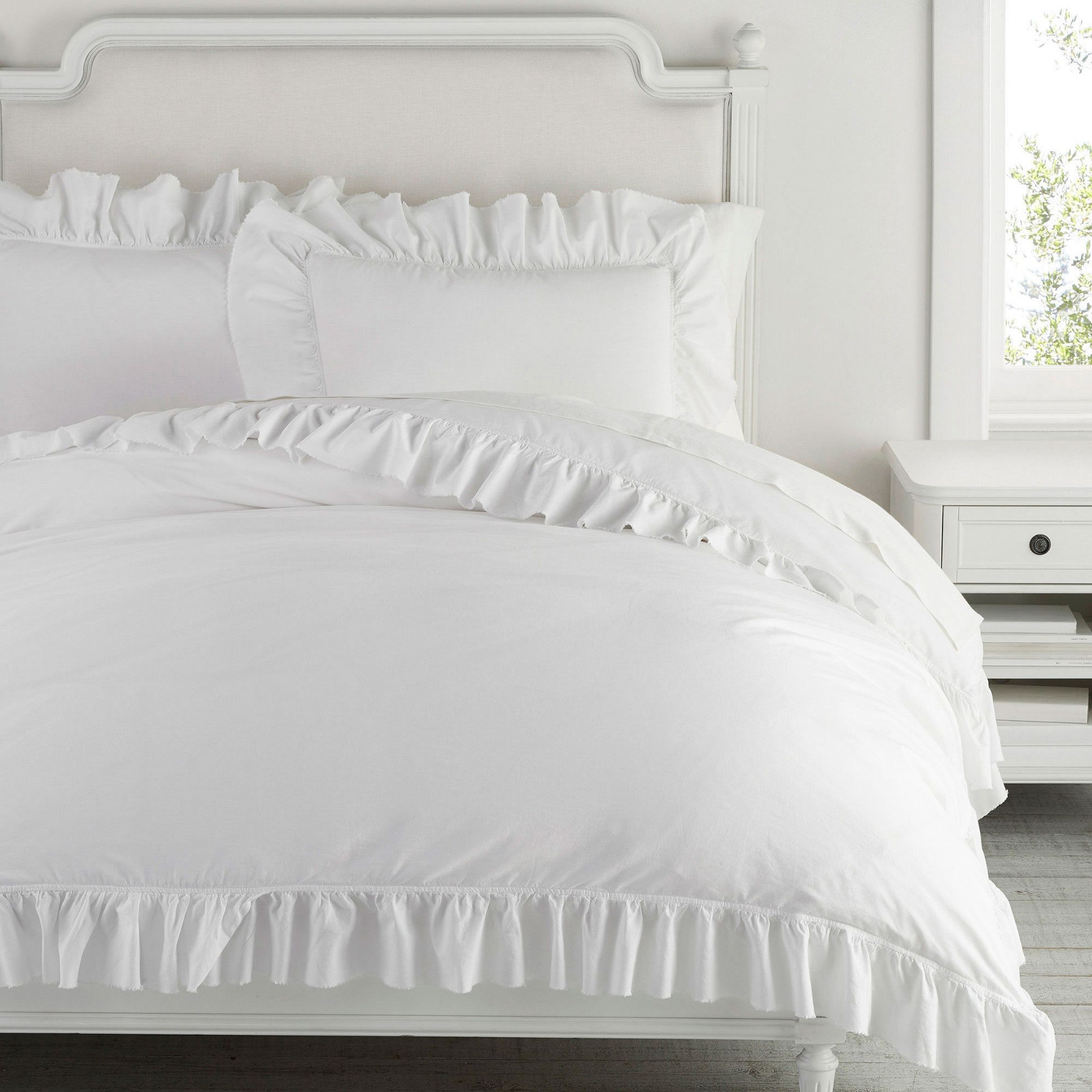 Pottery Barn Washed Cotton Ruffle Organic Duvet Cover White Full/Queen gallery