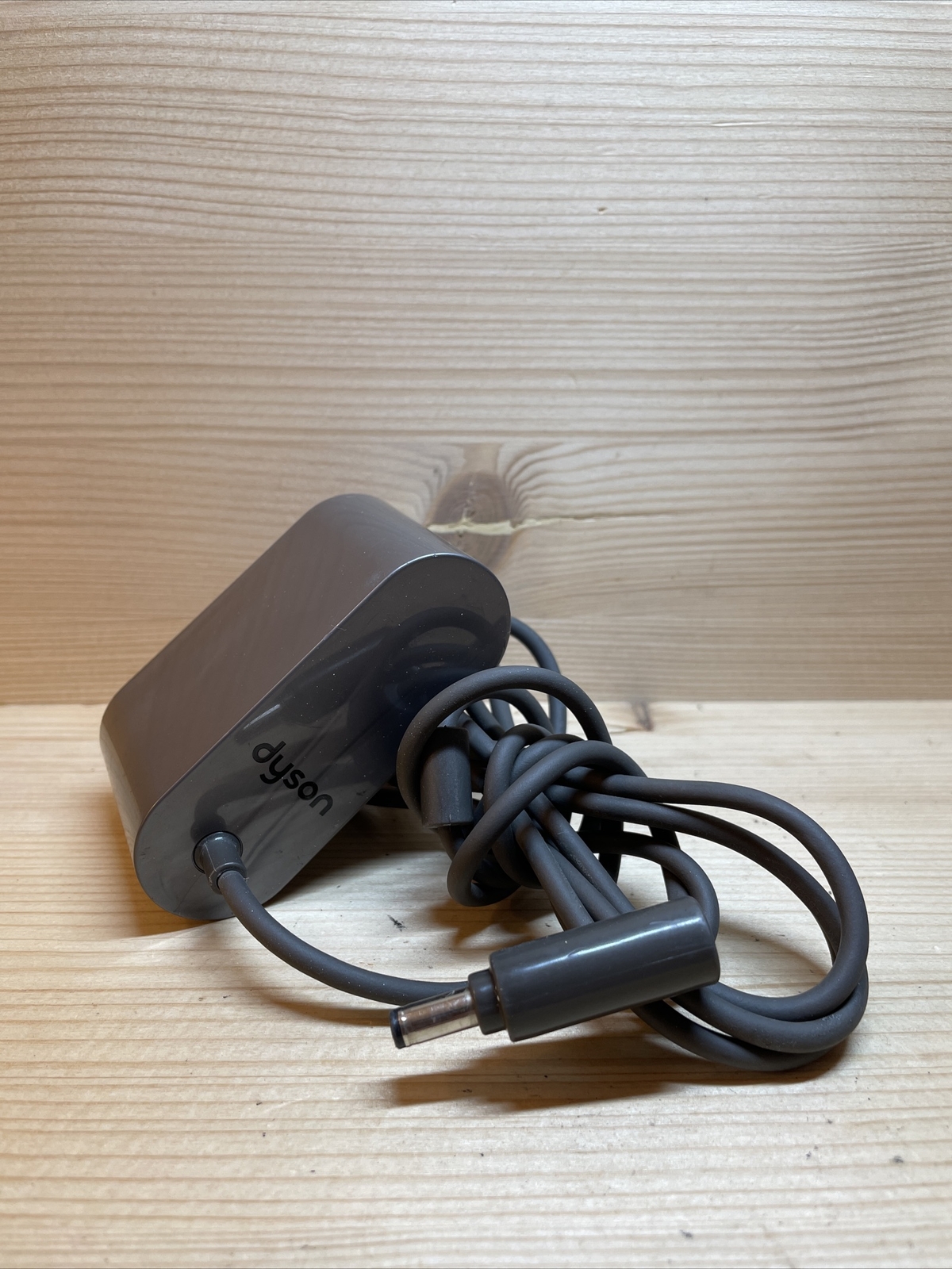 GENUINE OEM Dyson V8 V7 V6 Class 2 BATTERY CHARGER 210826-03 gallery