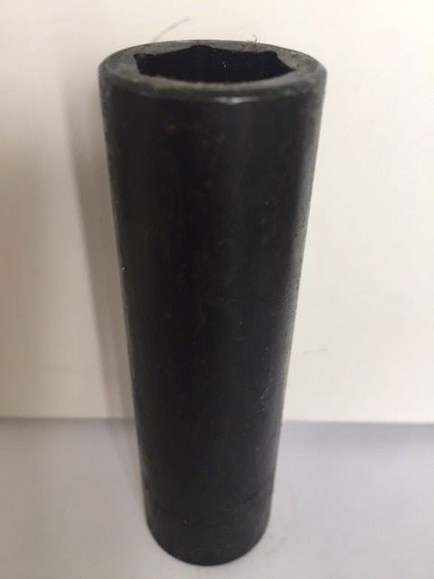 NEW Snap-On Tools, 5/8", 1/2" Drive, 6 Point, Deepwell Socket Model # SP200 gallery