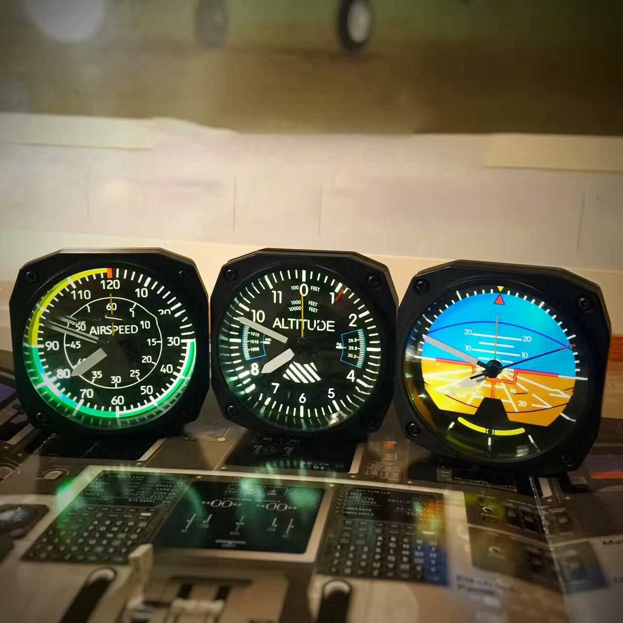 Aviation Alarm Clock Cessna/Diamond Cockpit Simulator Aircraft Instrument Clock gallery