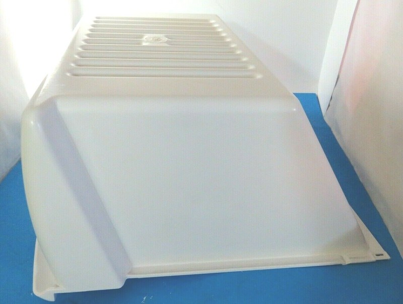 Frigidaire Refrigerator : White Crisper Drawer (240351203 / 240351207) (P4181) gallery