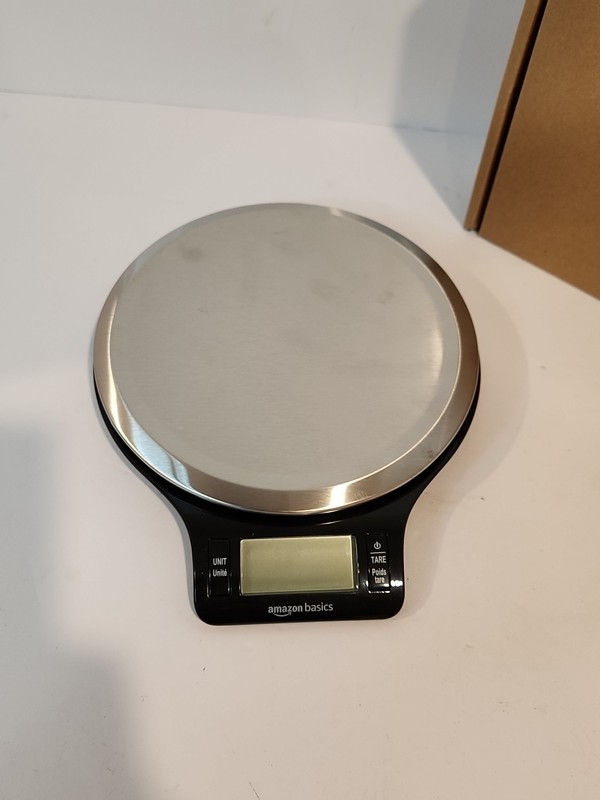 Amazon Basics Digital Kitchen Scale Weighs up to 11 pounds NIB gallery