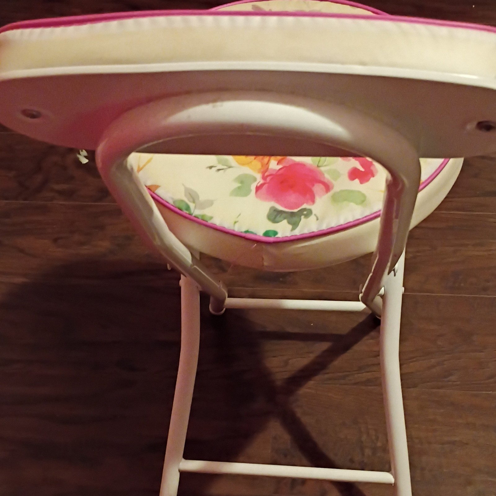 Floral Folding Chair White Frame Pink Trim Cushioned Seat & Backrest Foldable gallery