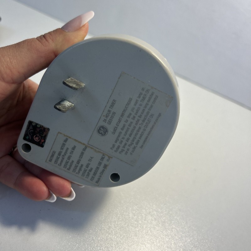 GE 24-Hour Timer GE5101N For Indoor Use Only Untested gallery