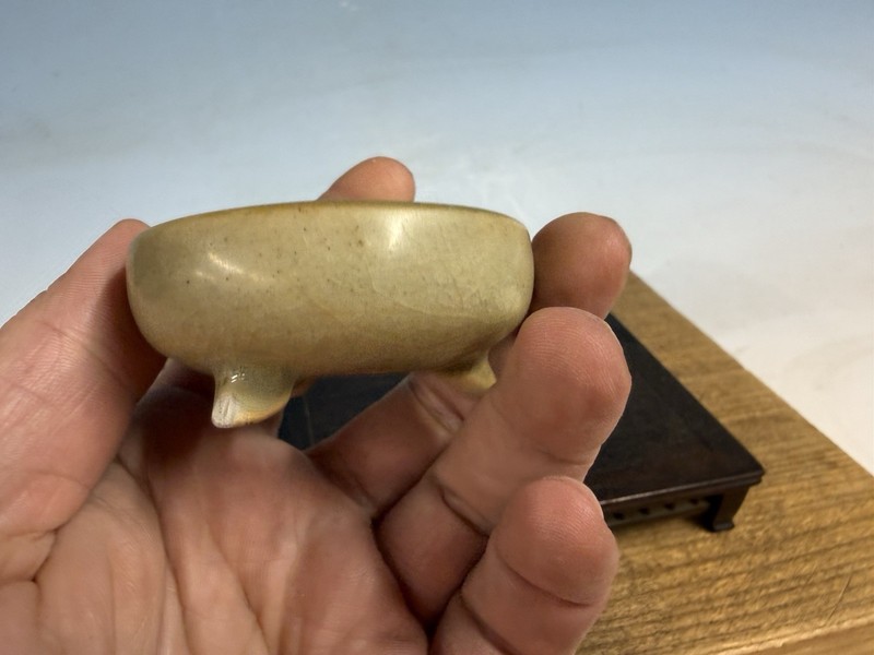 Japanese Unknown Maker Shohin Bonsai Tree Pot 2 1/2 By 1 1/8” Cream Glaze gallery