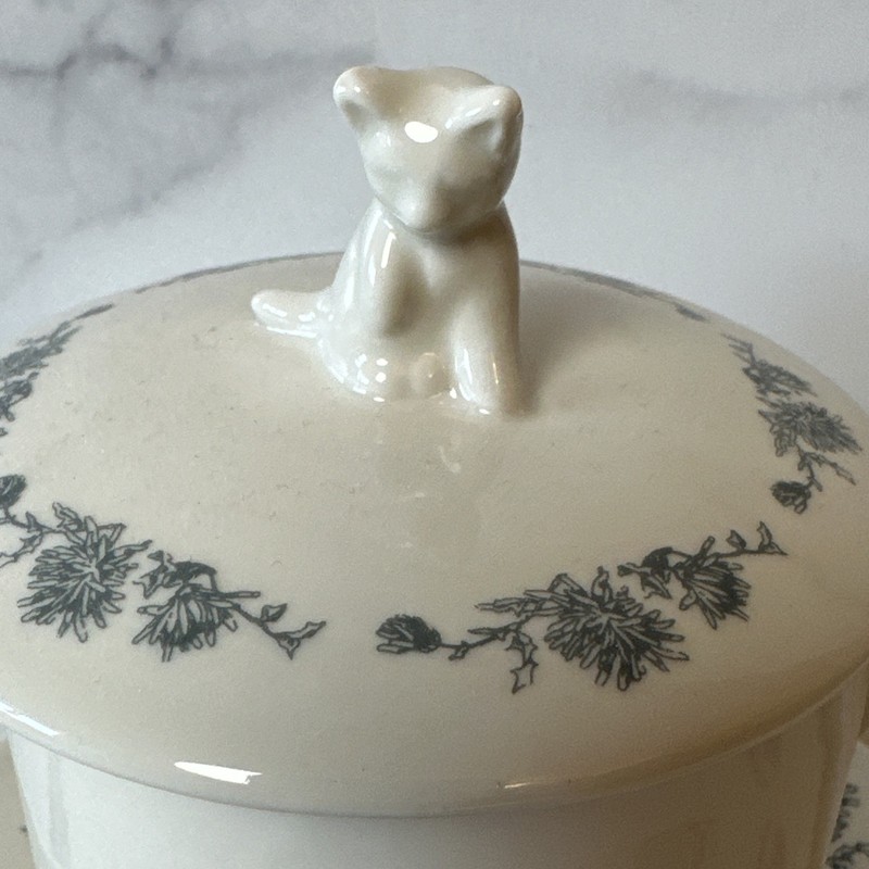 Creative Co-Op Steepware Cat & Mouse Teacup w/ Lid & Saucer - No Strainer - Read gallery