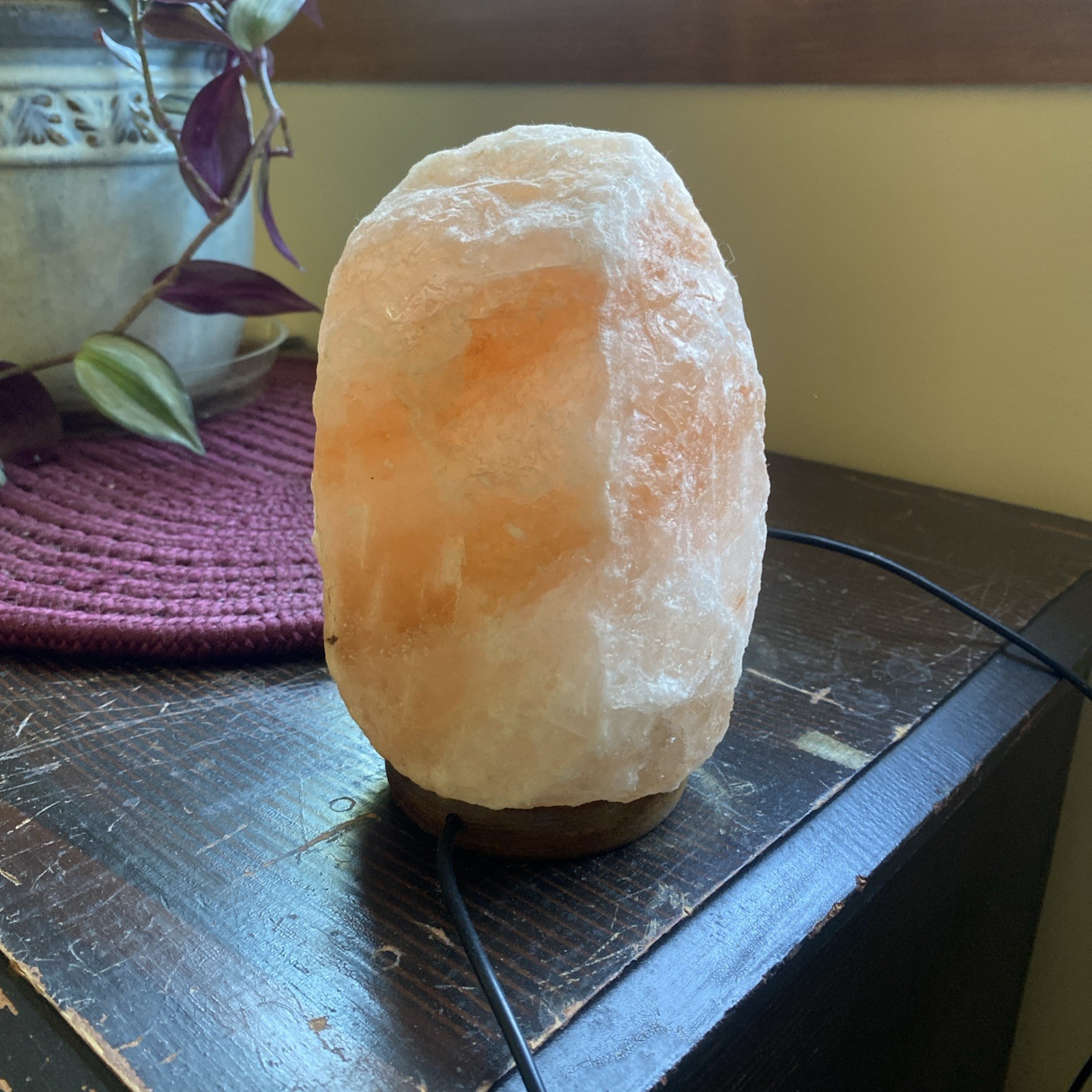 Himalayan Pink Salt Lamp gallery