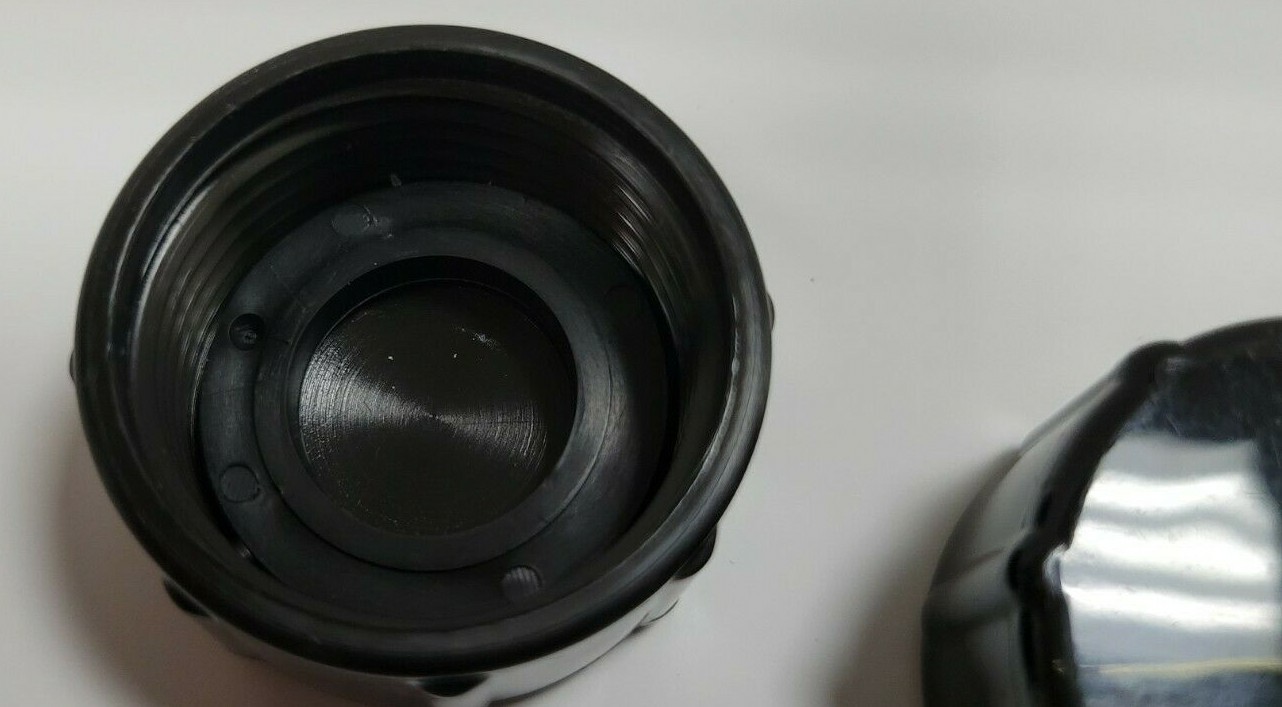 New set 2 Plastic Garden Hose End Caps Hose Terminators rubber washer NH Thread gallery