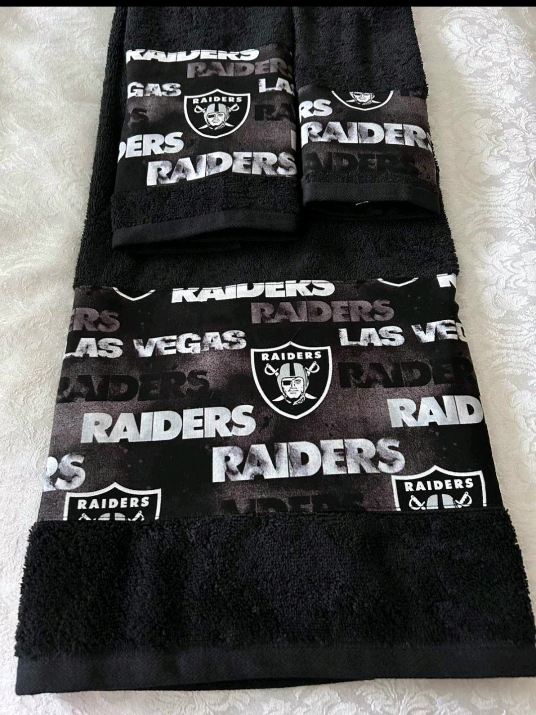 Las Vegas Raiders 3 Piece Bath Towel Set Handmade GREAT GIFT!!! gallery