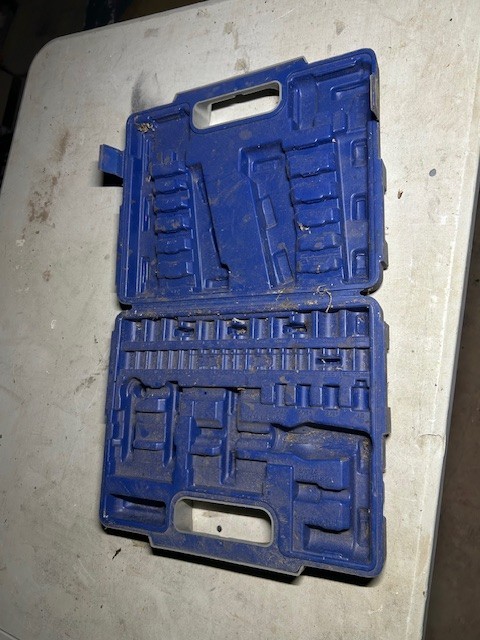 Plastic rachets tools box - box only no tools included gallery