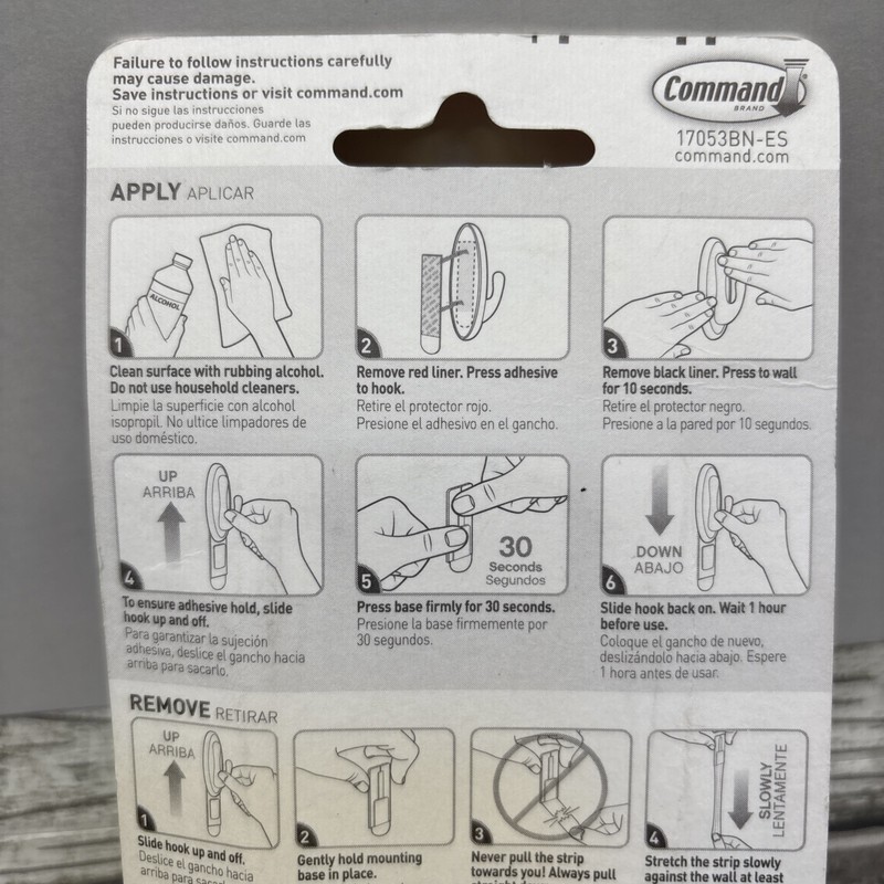 3M Command Decorative Large Traditional Hooks, 1 Hook and 2 Strips, 5 Lb Hold gallery