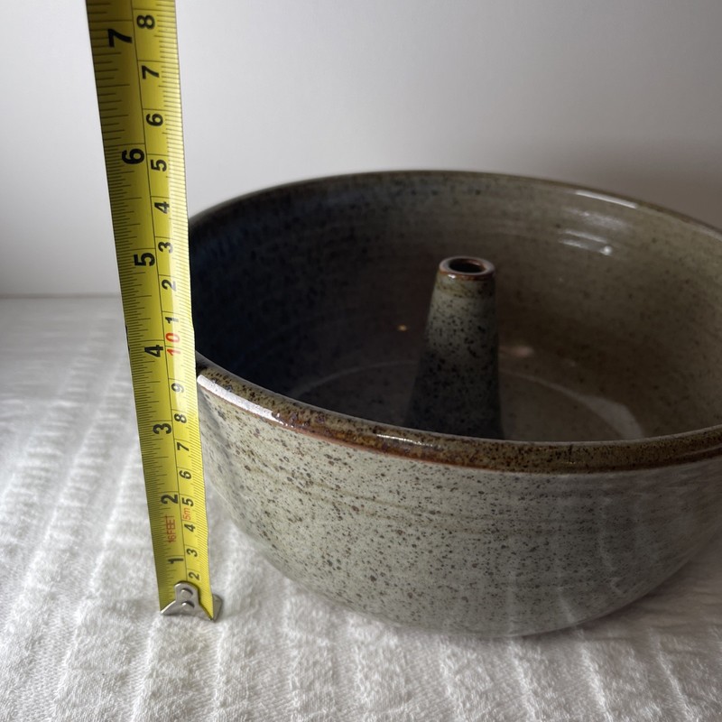 VTG Cake Pan Hand Thrown Ceramic Studio Art Pottery Speckled Glaze Signed gallery