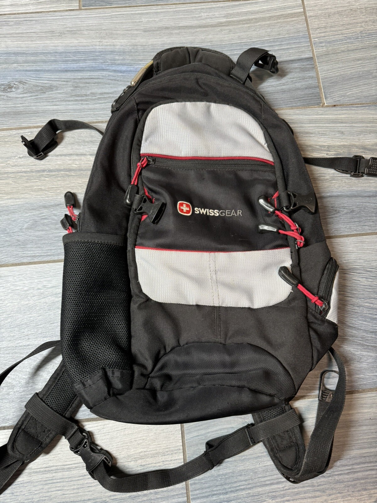 Swiss Mini Black Red Day Backpack