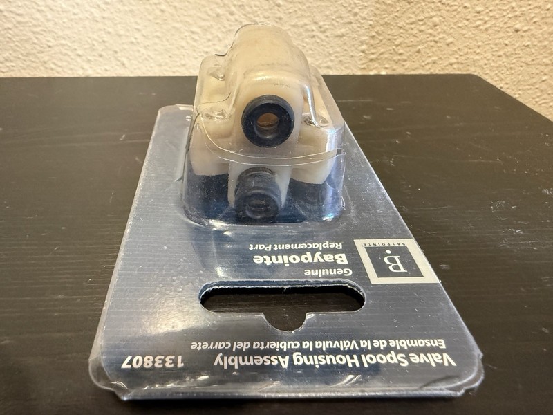 Baypointe Valve Spool Housing Assembly 133807 GLACIER BAY PEGASUS FAUCET GENUINE gallery