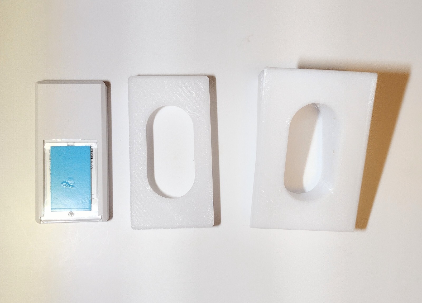 Lutron Pico Remote for Caseta Wireless Smart Fan (PJ2-2B-GWH-L01) + 3d printed gallery
