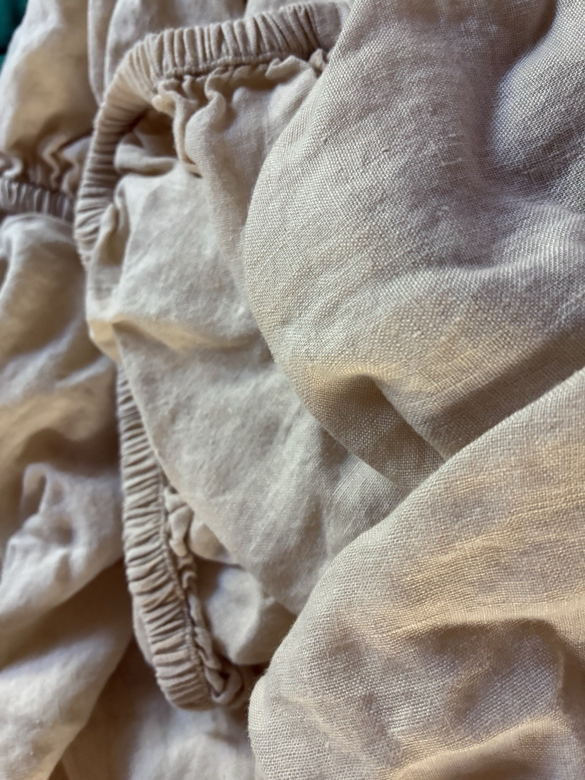 Quince Cream Linen Queen Bedding Set Washed But Not Used gallery