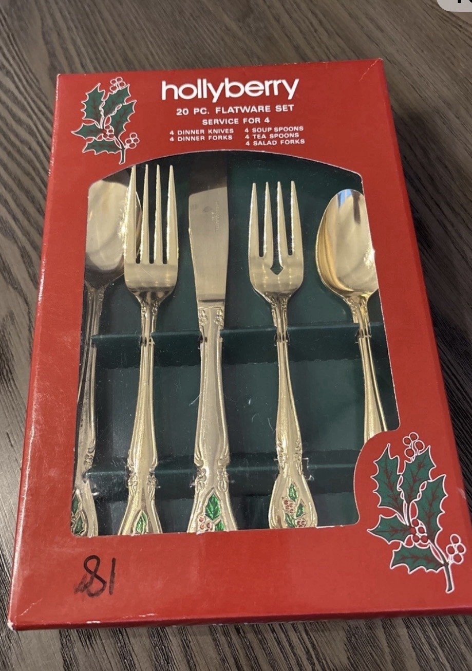VTG Hollyberry Gold Plated Flatware NIB 20 PC Flatware Set Service For 4 gallery
