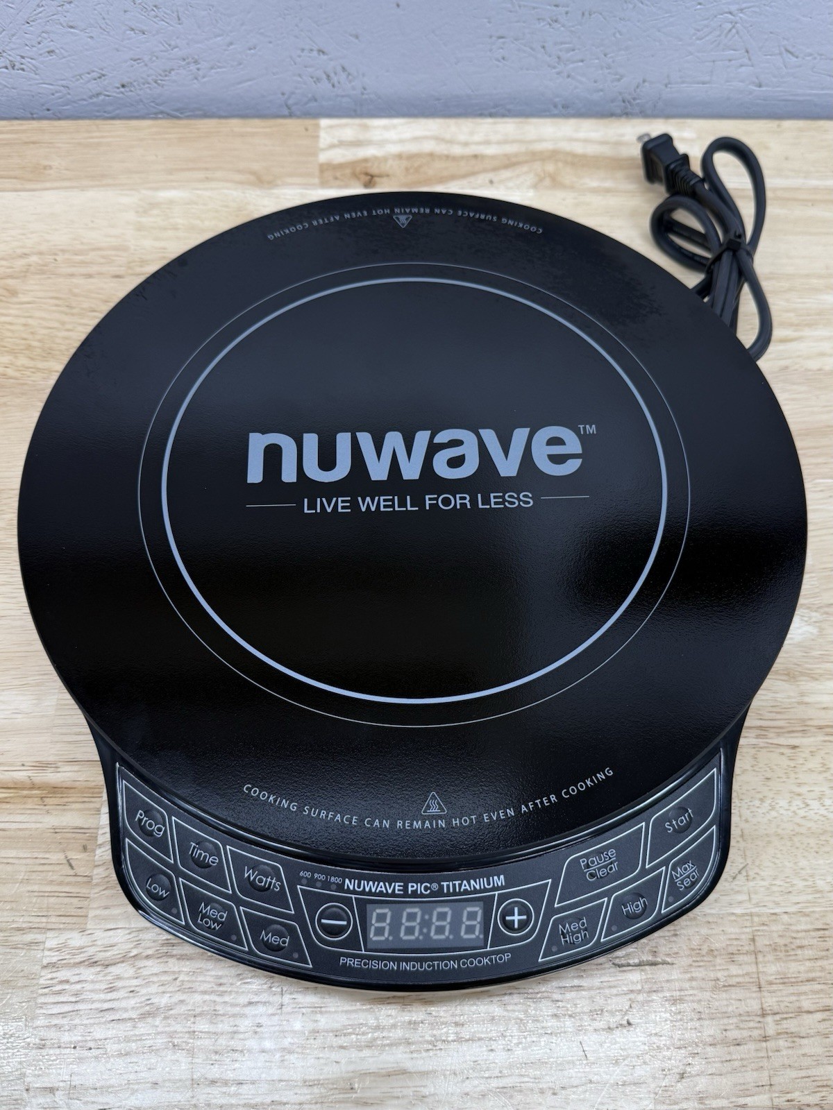 Nuwave PIC Titanium Precision Induction Cooktop Model 30342 gallery
