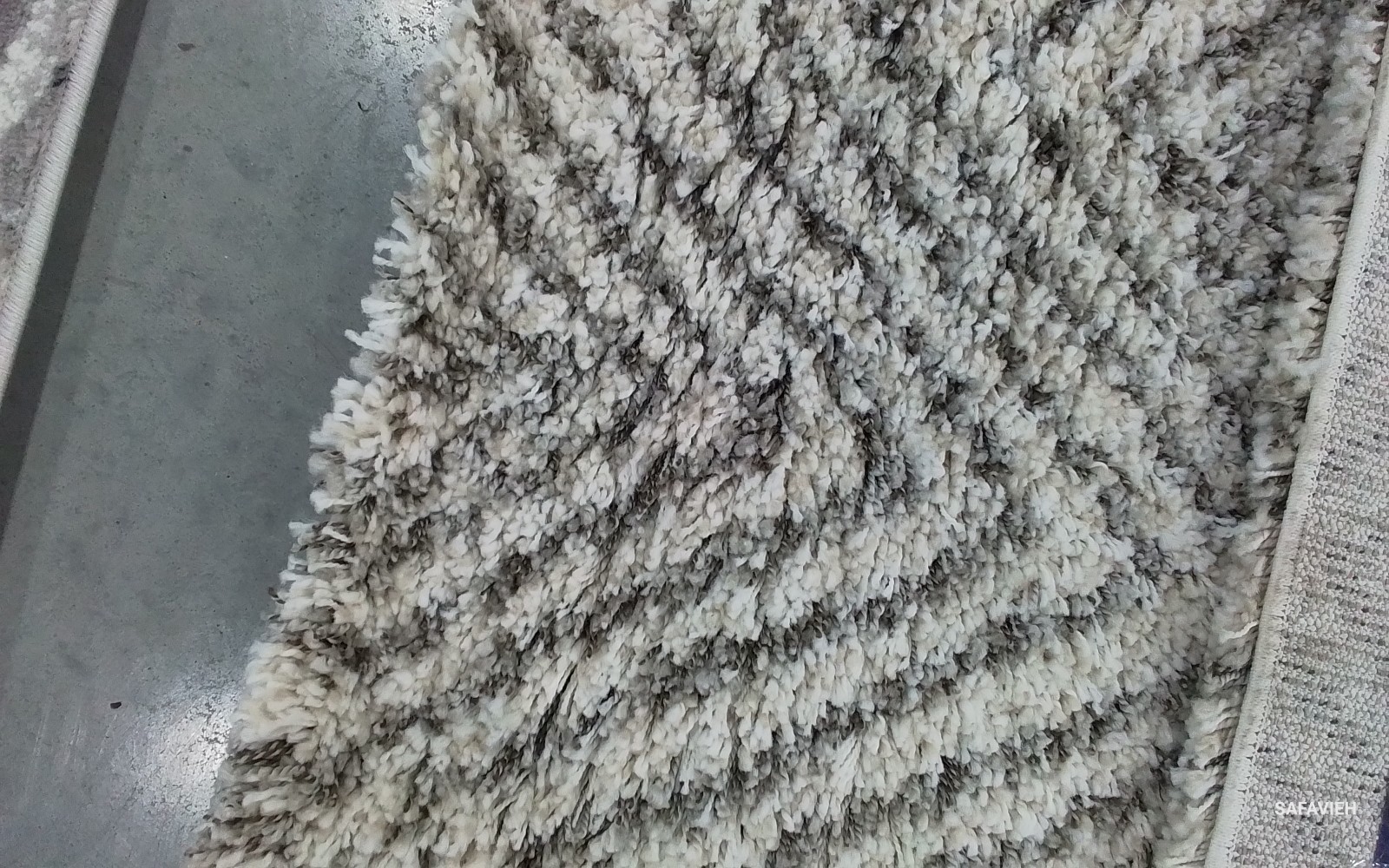IVORY / GREY 5'-1" x 7'-6" Back Stain Rug, Reduced Price 1172786500 SGH375A-5 gallery